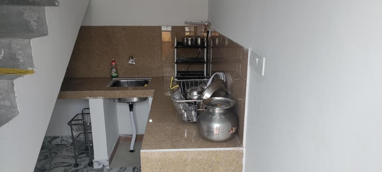 Vrindāvan Nidhivan Homestay מראה חיצוני תמונה