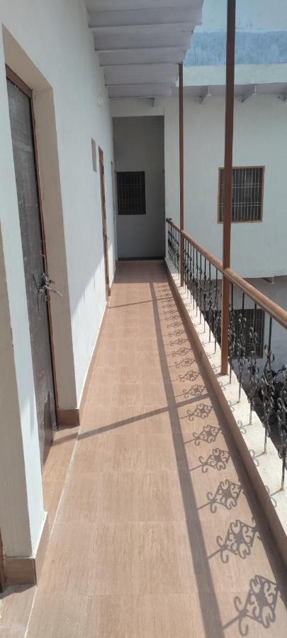 Vrindāvan Nidhivan Homestay מראה חיצוני תמונה